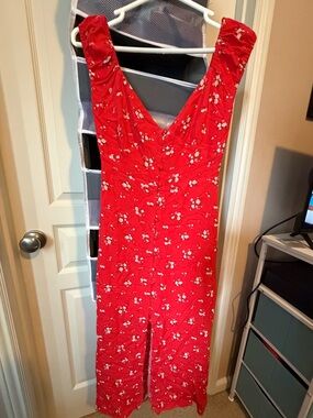 Red Floral V‑Neck Button Dress
